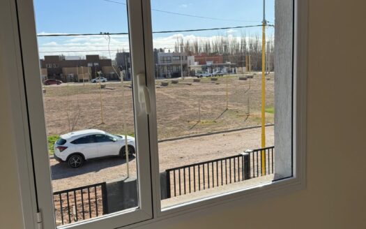 VENTA DUPLEX A ESTRENAR! 3 DORM «Loteo FULCINITI» calle EL GRANADO N° 750, altura Ex-Peaje Centenario.