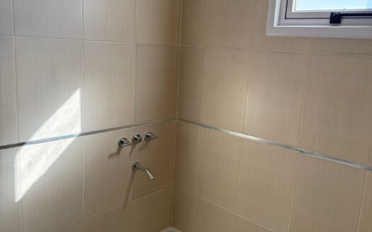 VENTA DUPLEX A ESTRENAR! 3 DORM «Loteo FULCINITI» calle EL GRANADO N° 750, altura Ex-Peaje Centenario.