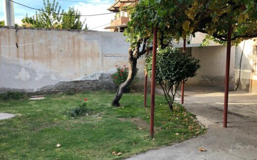 ALQUILER CASA APTO USO COMERCIAL o PROFESIONAL – 2 dormitorios