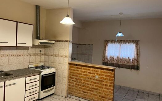 ALQUILER CASA APTO USO COMERCIAL o PROFESIONAL – 2 dormitorios