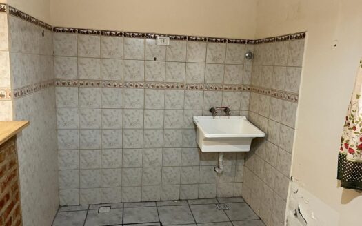 ALQUILER CASA APTO USO COMERCIAL o PROFESIONAL – 2 dormitorios