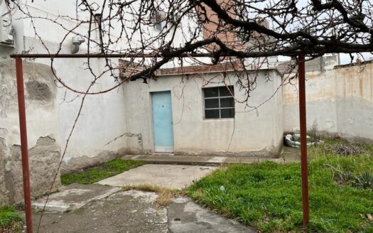 ALQUILER CASA APTO USO COMERCIAL o PROFESIONAL – 2 dormitorios