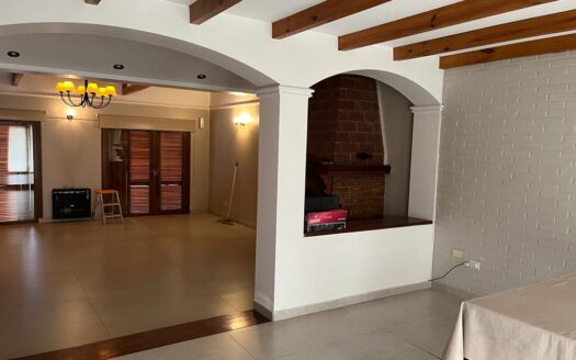 VENTA CASA – NIVEL GERENCIAL 4 DORM – SANTA GENOVEVA