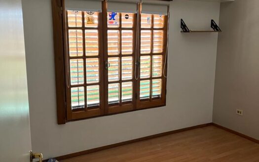 VENTA CASA – NIVEL GERENCIAL 4 DORM – SANTA GENOVEVA