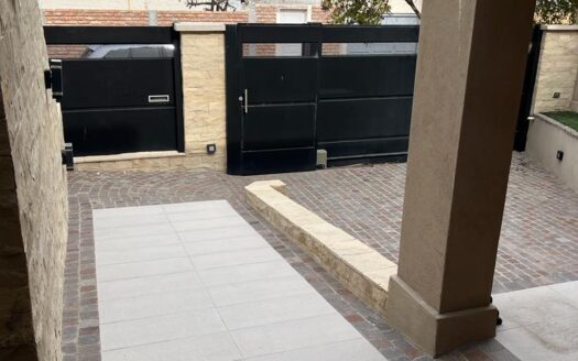 VENTA CASA – NIVEL GERENCIAL 4 DORM – SANTA GENOVEVA