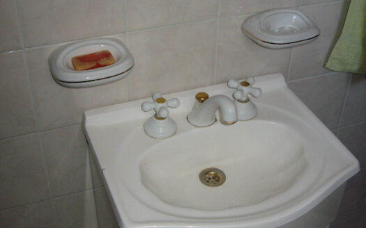 ALQUILER PISO – 3 DORM – MENDOZA 12 – NQN CAP