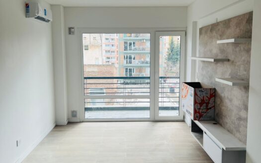 ALQUILER DEPARTAMENTO 1 DORM CON COCHERA – TTe. IBAÑEZ N° 150 – NQN CAP