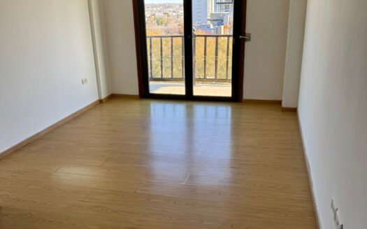 Venta – Permuto – Amplio Piso – Brown 65 – Nqn Cap