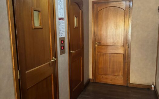 Venta – Permuto – Amplio Piso – Brown 65 – Nqn Cap