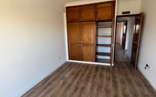 Venta – Permuto – Amplio Piso – Brown 65 – Nqn Cap