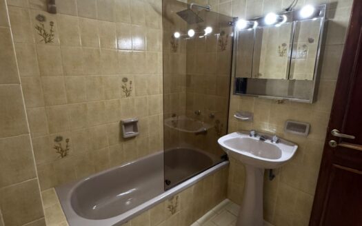 Venta – Permuto – Amplio Piso – Brown 65 – Nqn Cap