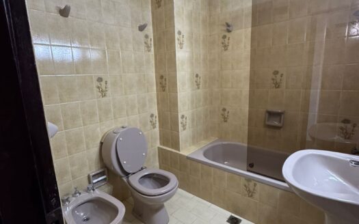 Venta – Permuto – Amplio Piso – Brown 65 – Nqn Cap