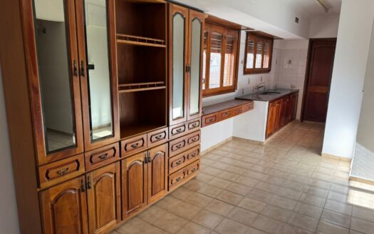 Venta – Permuto – Amplio Piso – Brown 65 – Nqn Cap