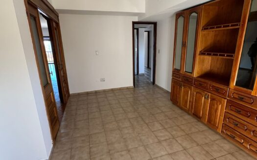 Venta – Permuto – Amplio Piso – Brown 65 – Nqn Cap