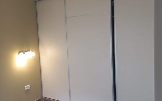 CENTENARIO!!!! ALQUILER DEPARTAMENTO DE 1 DORMITORIO C/ COCHERA.