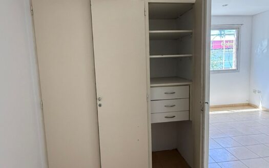 ALQUILER MONOAMBIENTE EN calle San Martin N° 1450, ciudad de Neuquén.