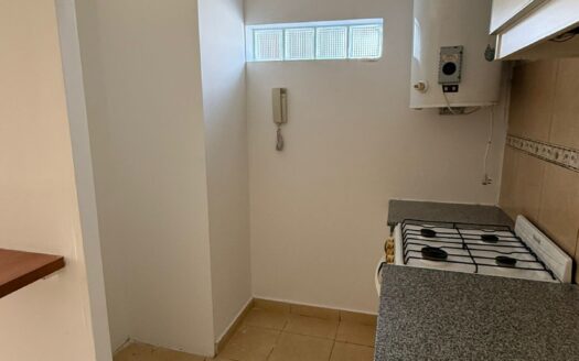 ALQUILER MONOAMBIENTE EN calle San Martin N° 1450, ciudad de Neuquén.