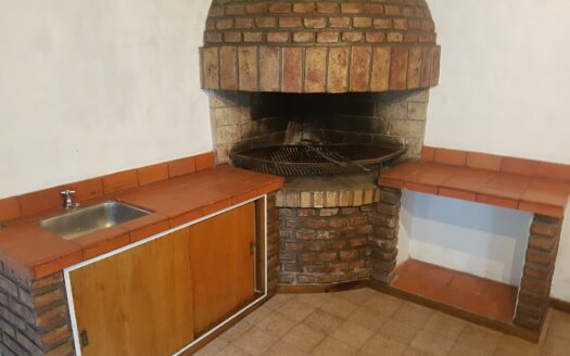 ALQUILER – PROPIEDAD COMERCIAL – CENTRO – PERITO MORENO N° 246 – NEUQUEN