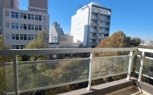 ALQUILER TEMPORARIO – DPTO AMOBLADO –PISO 9 – 1 Dormitorios CON COCHERA – NQN CAP.