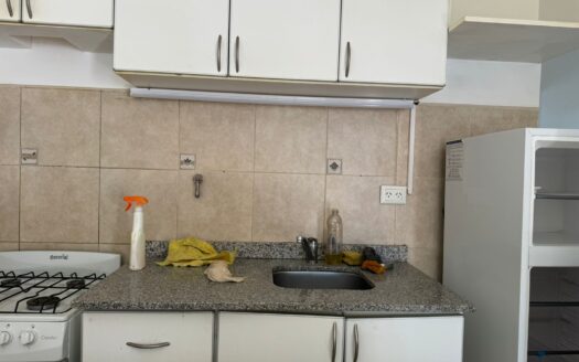 ALQUILER – A PARTIR DE JUNIO – DPTO AMOBLADO 1 Dormitorio – NQN CAP